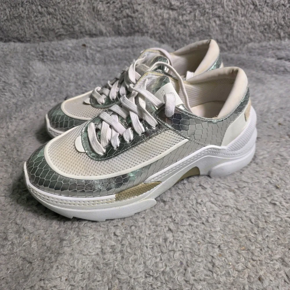 Schutz Sneakers Silver Metallic Snakeskin Embossed Platform Womens 9B‎